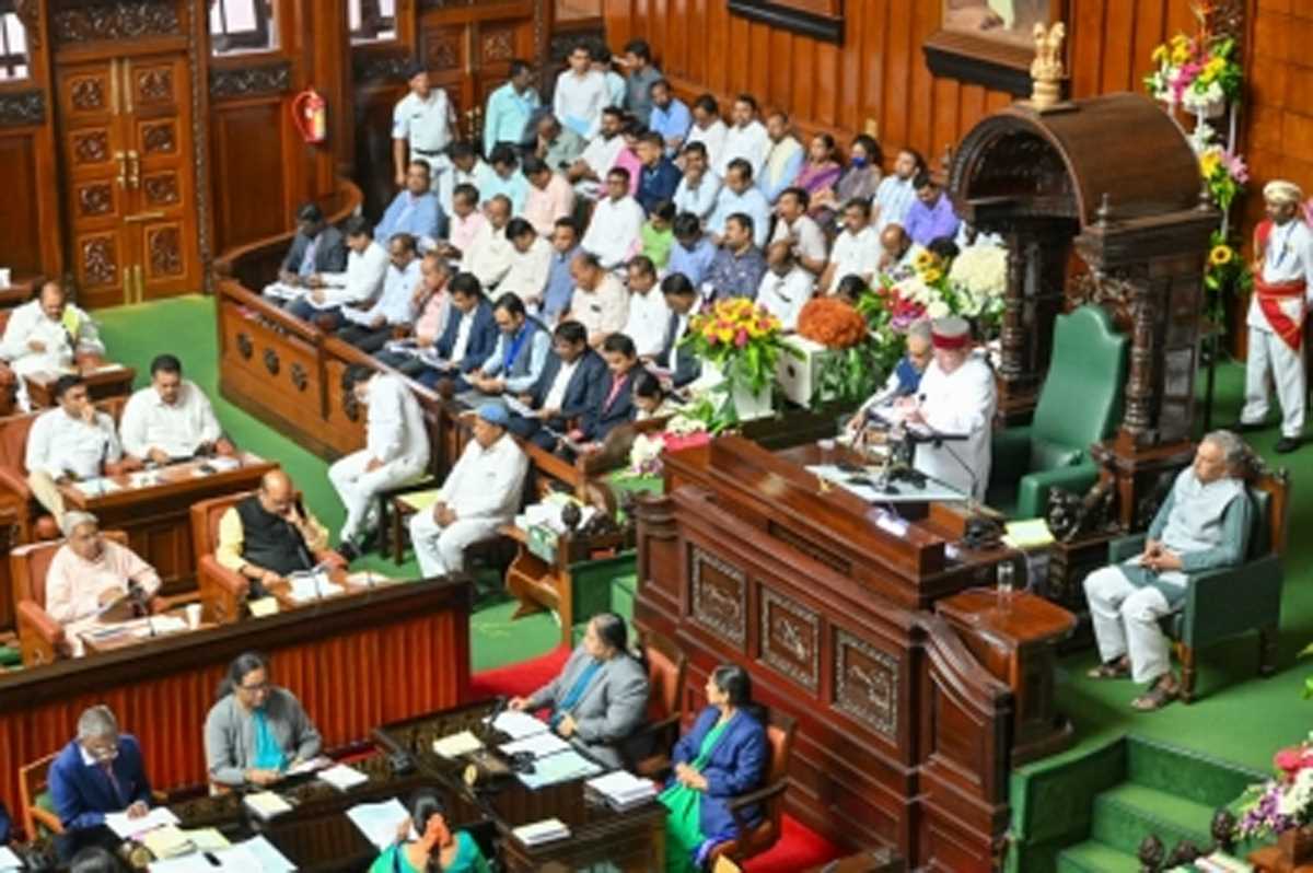 कर्नाटक के राज्यपाल ने संयुक्त सत्र को किया संबोधित, राज्य को देश में सबसे प्रगतिशील बताया